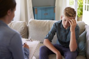 Teenage boy in therapy. 20. jpg